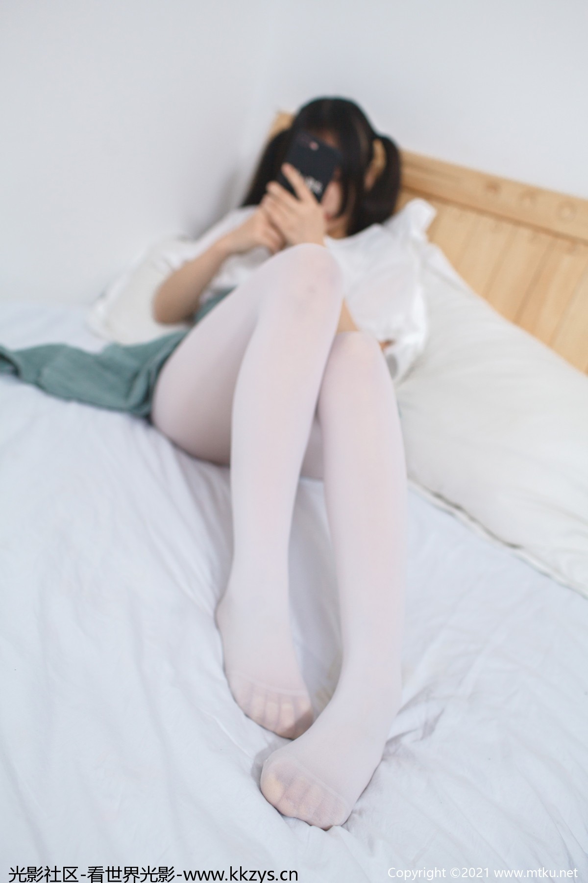 少女秩序 EX.03 双马尾白丝连衣裙[63P-470.5M]-光影社区