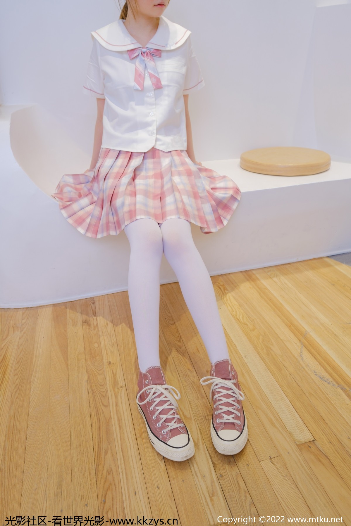 森萝财团 内部VIP系列 微风-03 白丝粉色JK制服 [109P1V-3.1G]-光影社区