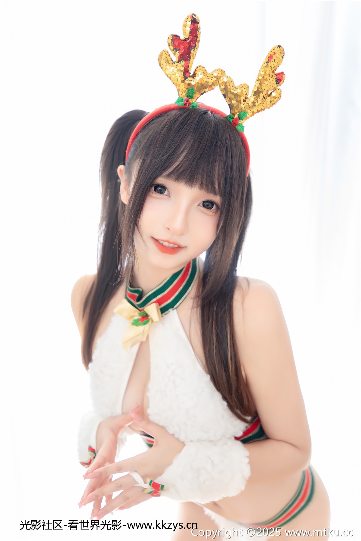 神楽坂真冬 第五季 序号4：《纯白祈愿》 [75P2V-199MB]-光影社区