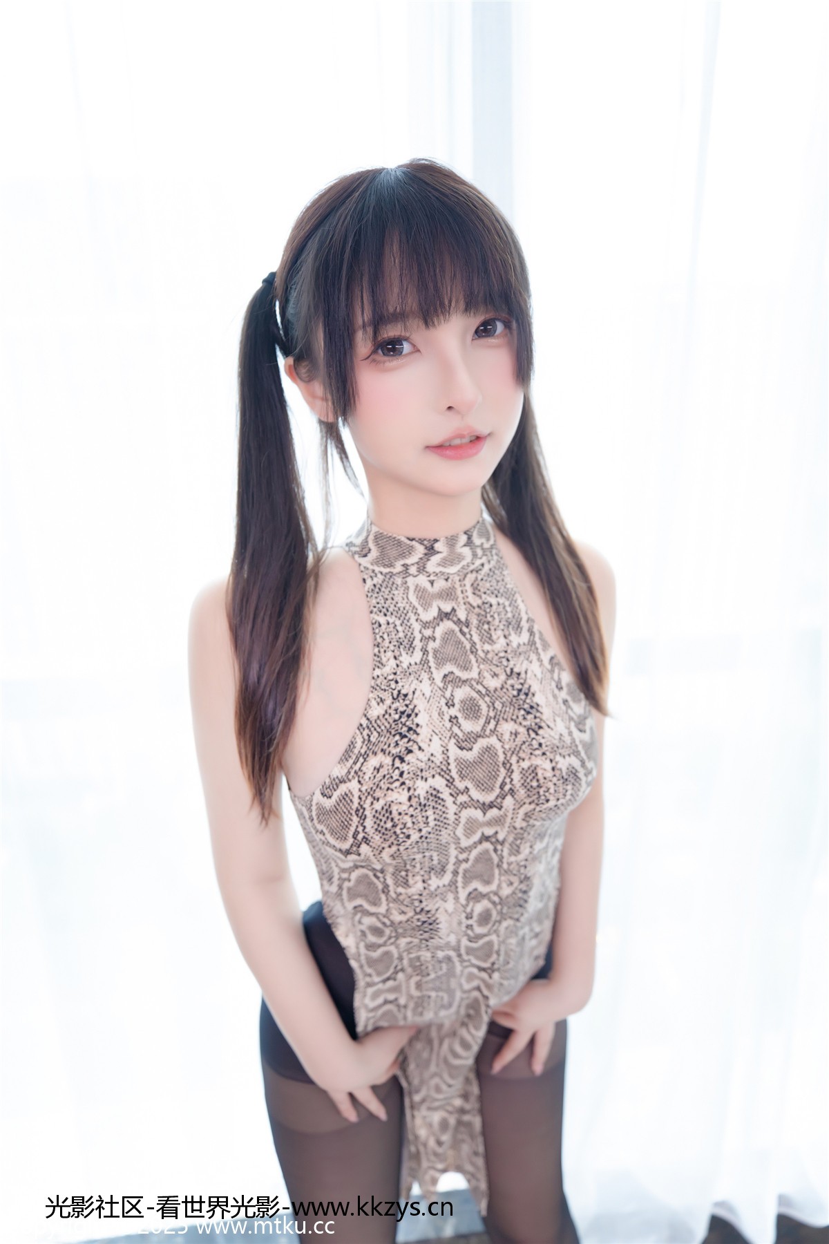 神楽坂真冬 第四季 序号31：《蟒纹旗袍》 [75P-160MB]-光影社区