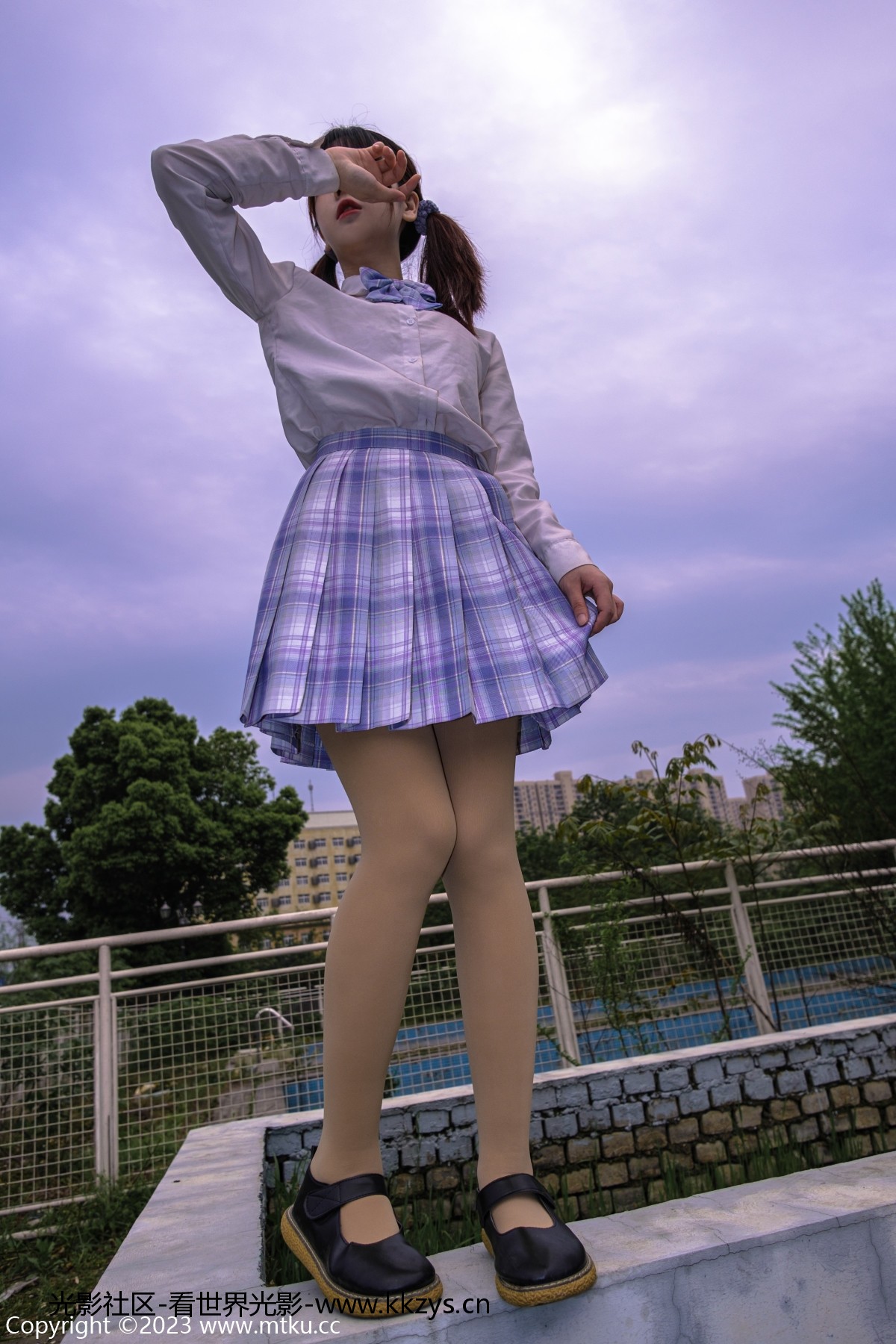 森萝财团 月下-01 小夜 双马尾JK肉丝 300D 真空 [76P-988MB]-光影社区