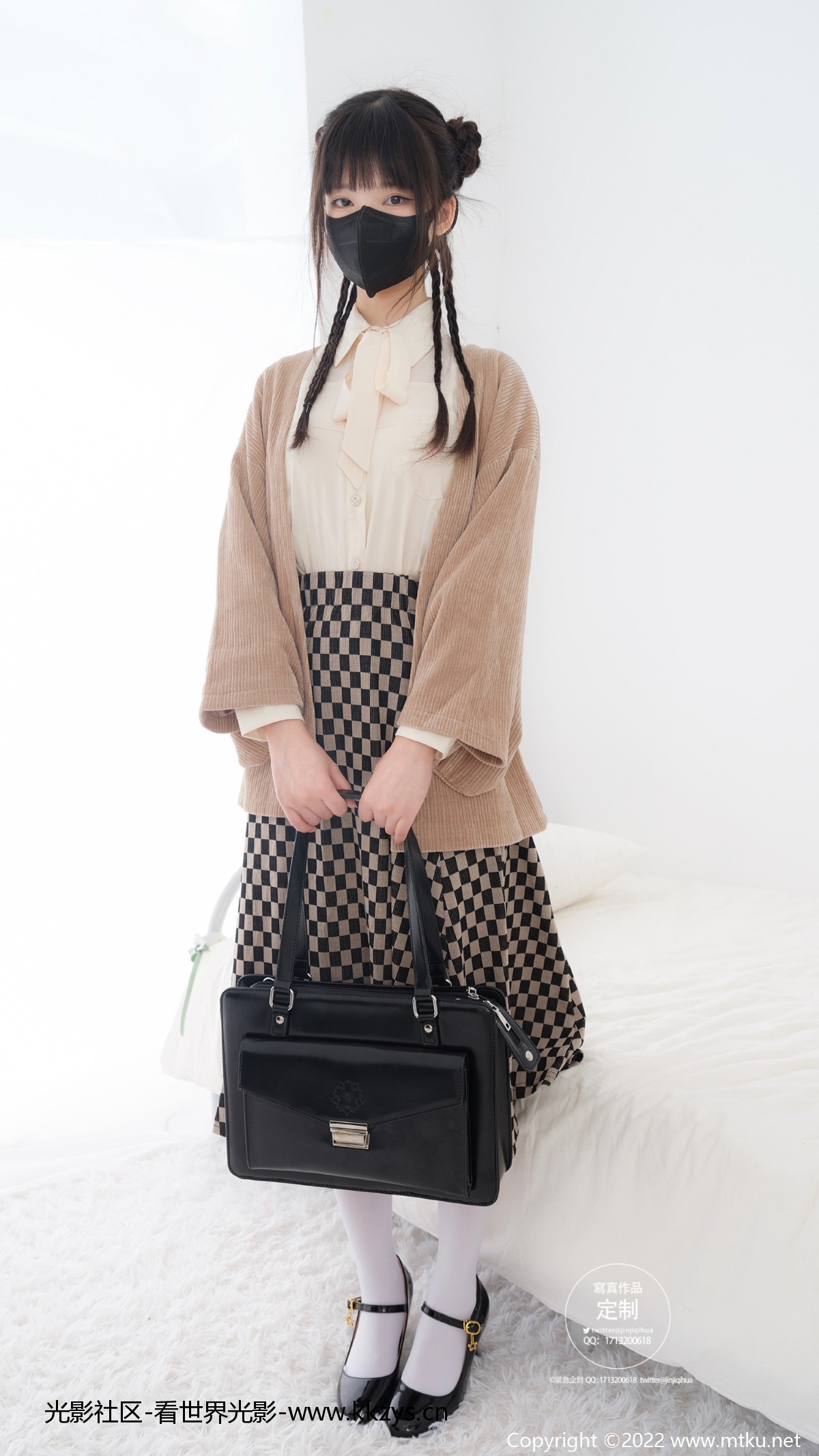 紧急企划 EX.007 见希w JK制服白丝高跟鞋 [88P1V-3.45GB]-光影社区