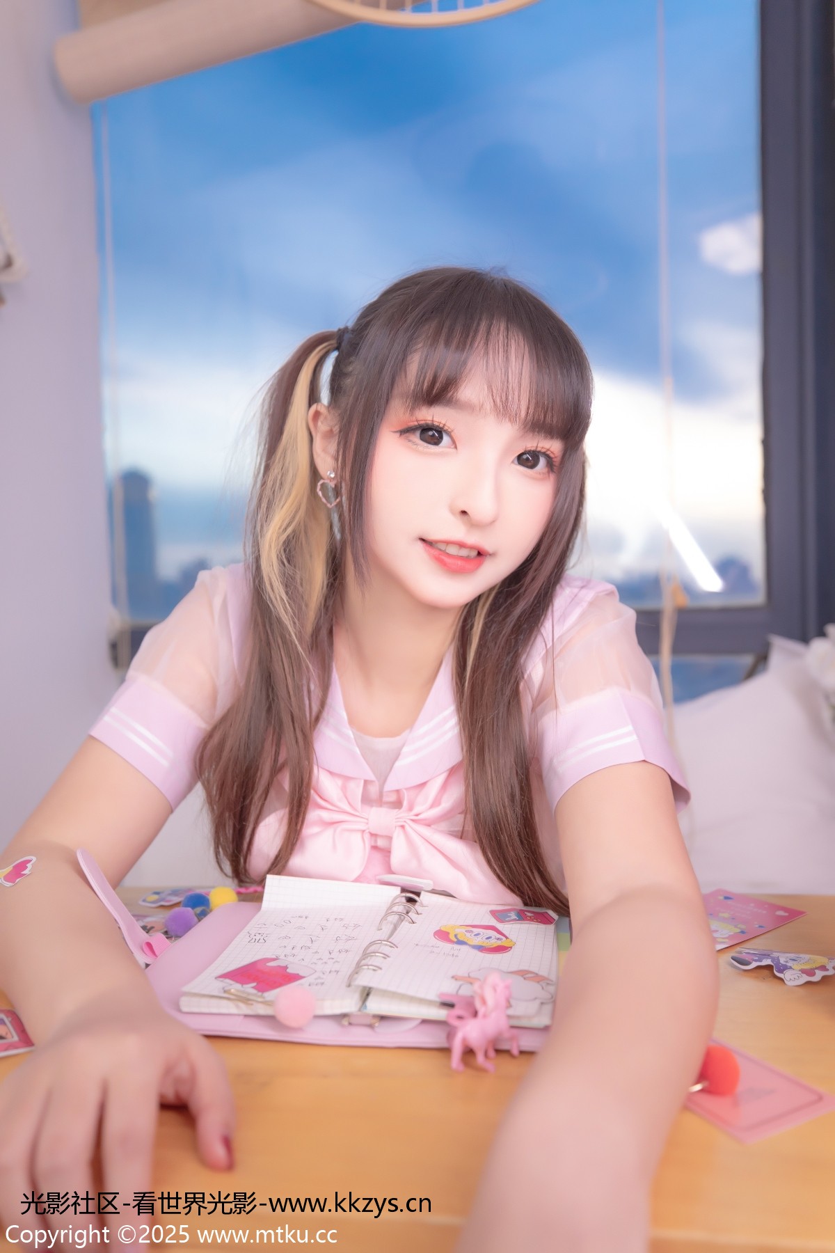 神楽坂真冬 第三季 序号22：《特別なことに》绳の特辑 [150P2V-632MB]-光影社区