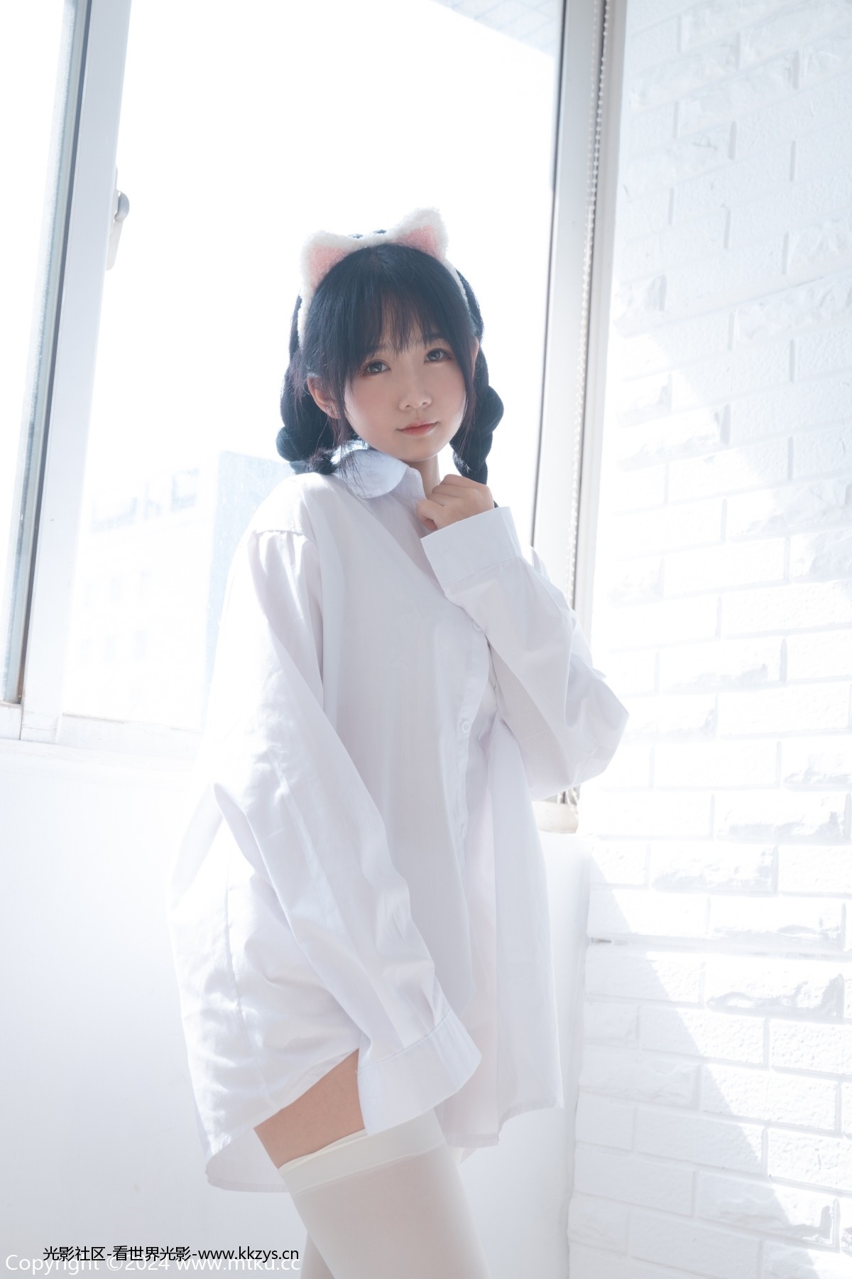 少女秩序 EX.07 猫猫 双马尾白丝衬衣+黑丝女仆 [29P-147MB]-光影社区