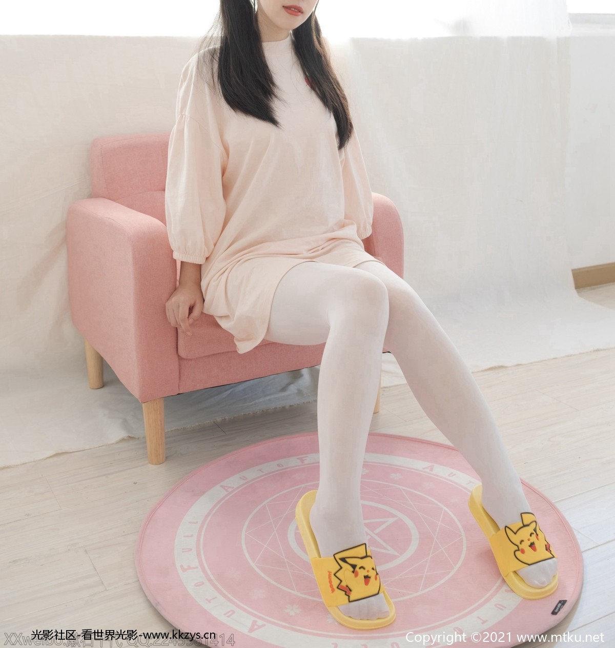 轻兰映画 HANA.004 可爱白丝[74P-364.8MB]-光影社区