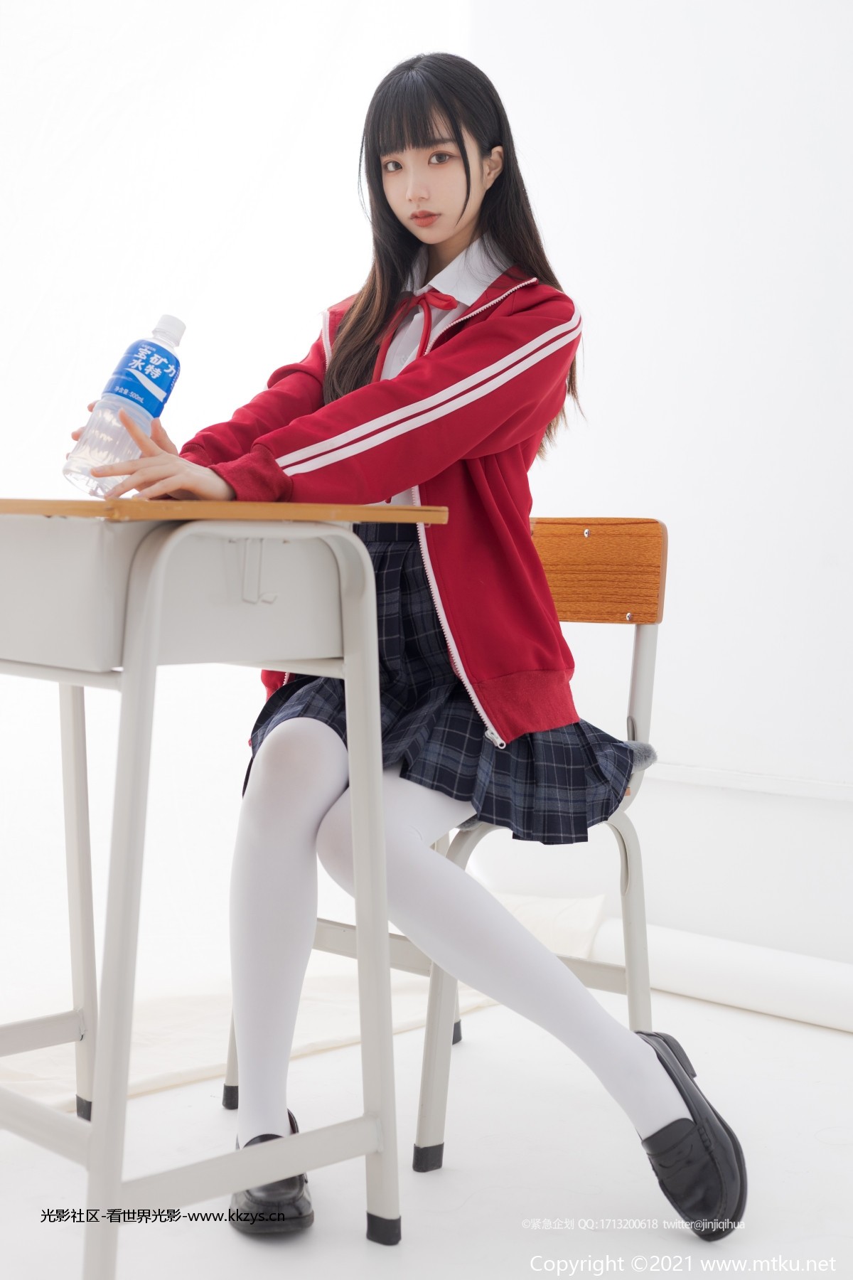 紧急企划 VOL.008 [108P1V-1.77G] 一只喵喵梓-光影社区