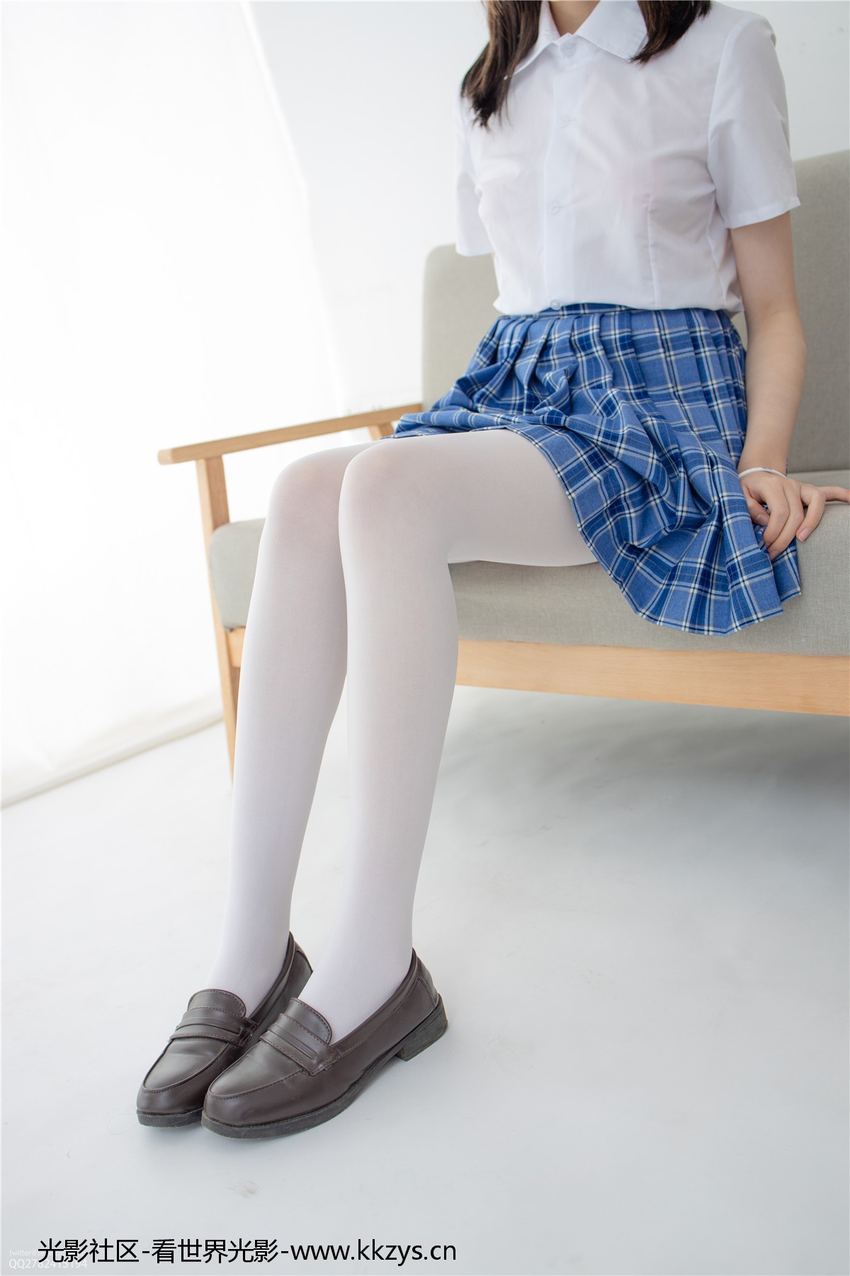 JKFUN-百圆定制 1-2 Aika [34P1V-1.12G]-光影社区