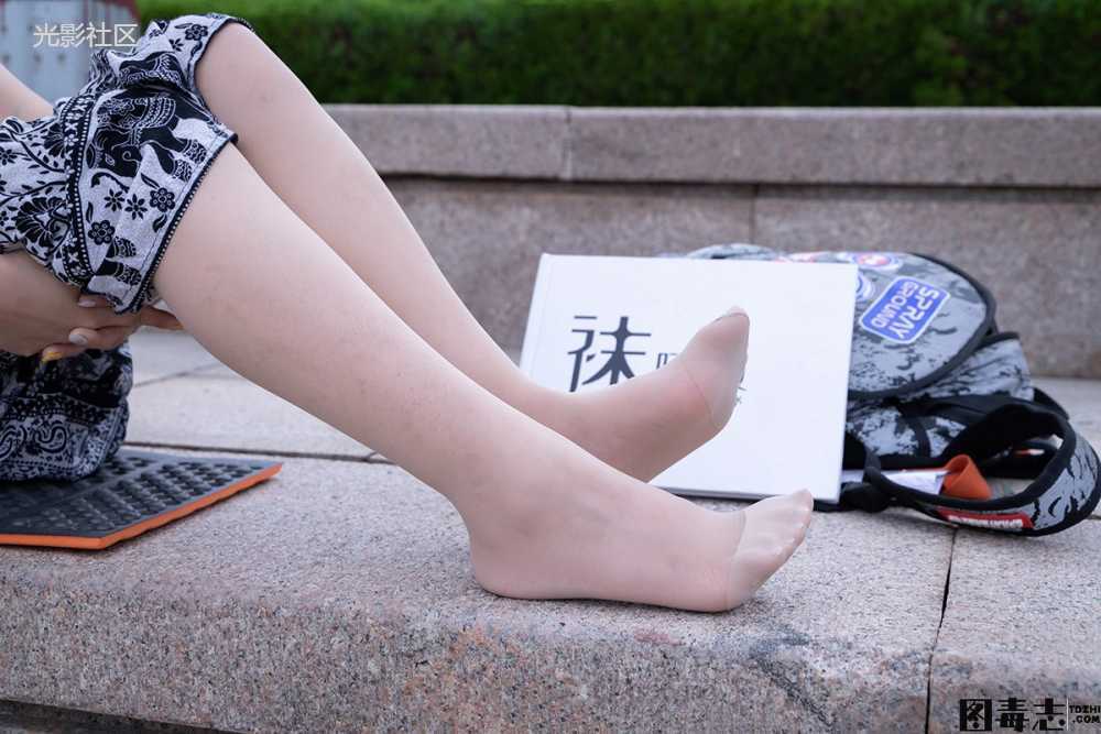 [BoBoSocks袜啵啵] No.014 思思-华伦天奴高跟鞋、肉丝-光影社区