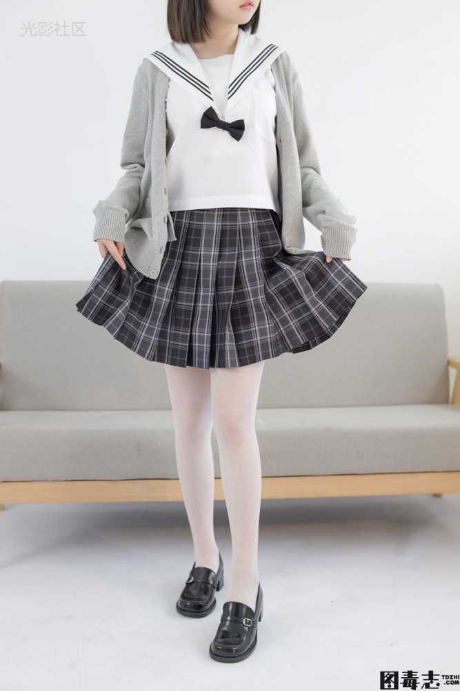 [森萝财团] 有料028 匿名 美少女的白丝JK制服-光影社区