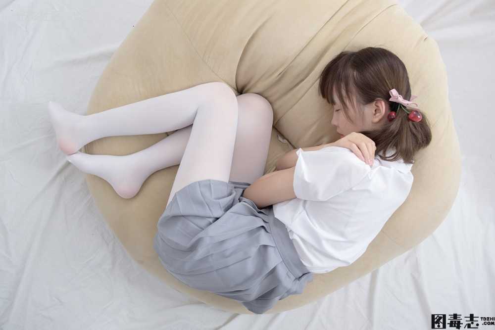 [森萝财团] R15-025 白丝足控-光影社区