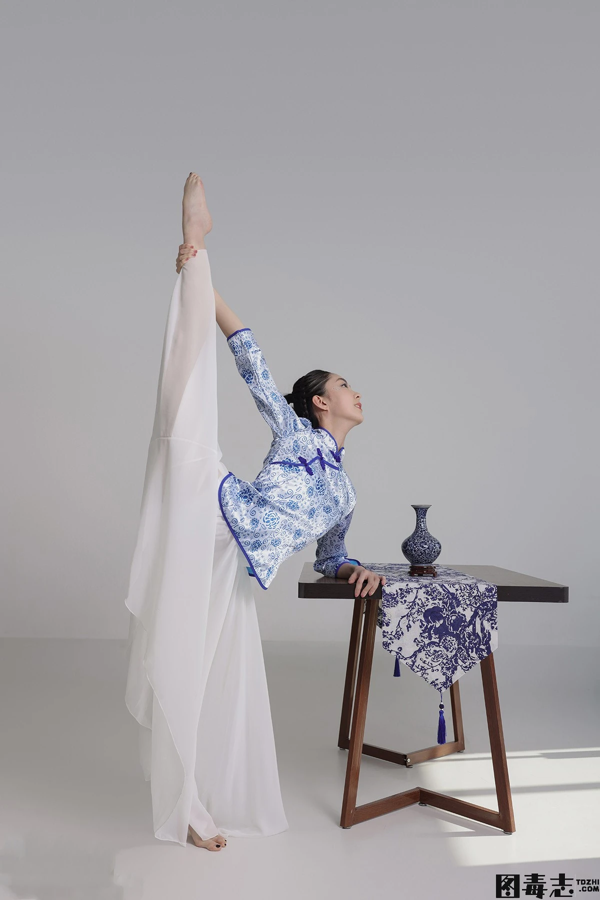 [GALLI嘉丽]舞蹈生日记 – 102 青花瓷 韩玉彤-光影社区