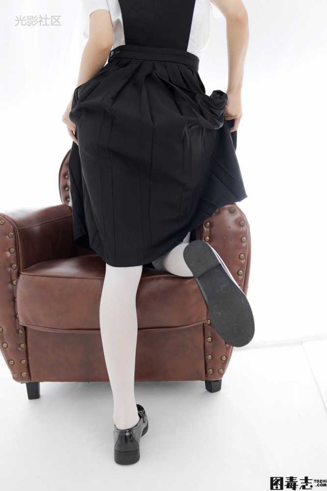 [紧急企划] NO.012 一只喵喵梓 粉色卫衣-光影社区