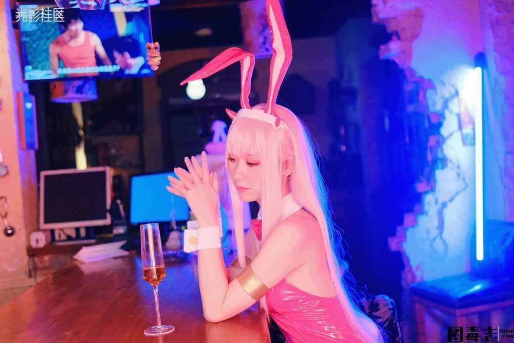 [izumi泉桃子] 三套合集-光影社区