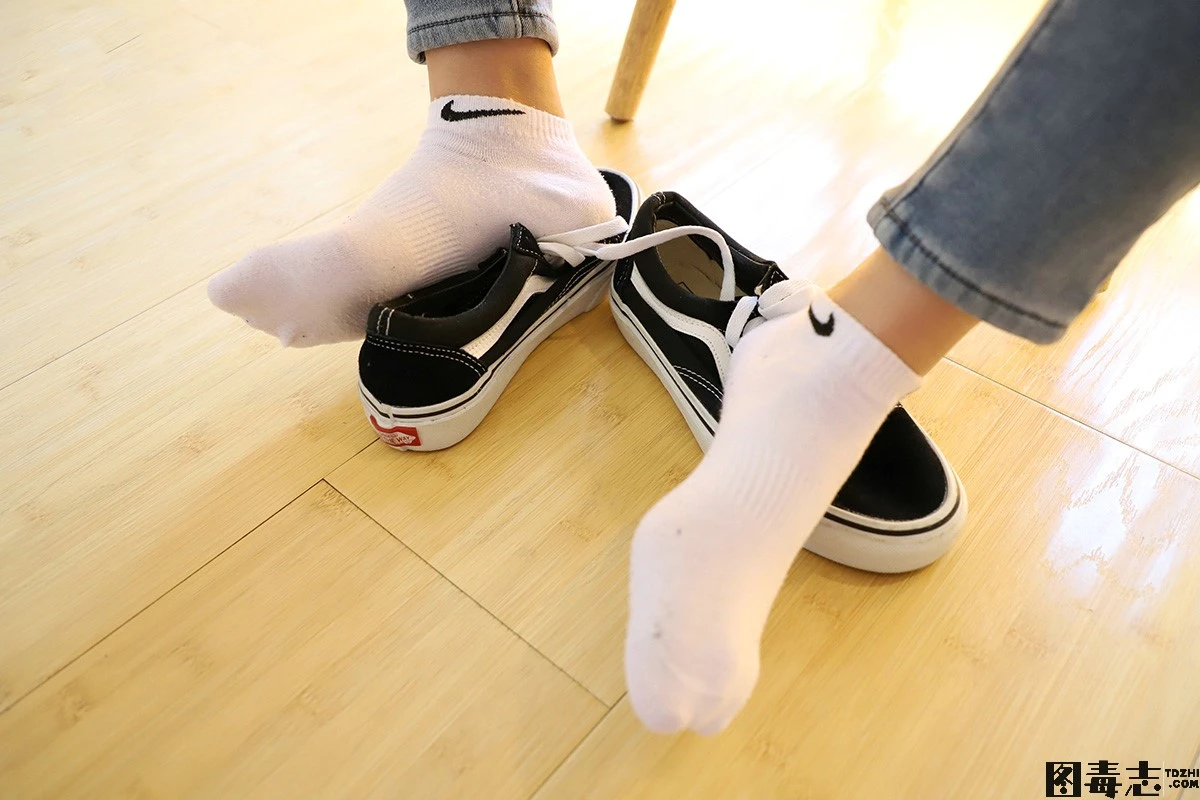 [誉铭传媒] 袜足摄影 2023年新年作品一-光影社区