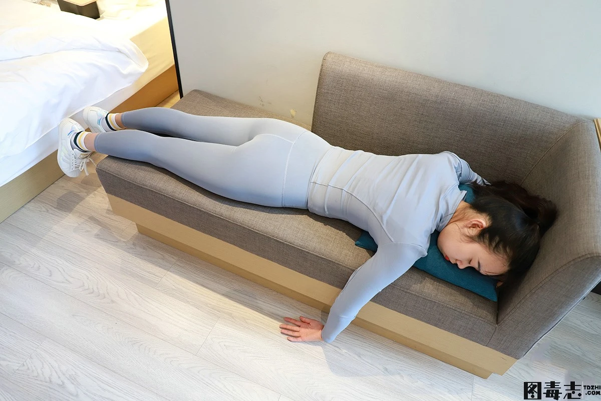 [誉铭传媒] 袜足摄影 2023.02.08特约作品-光影社区