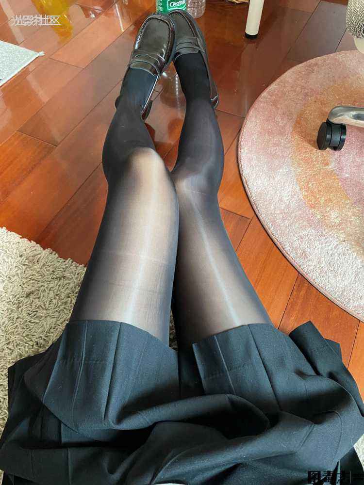 [51酱] 油光袜-光影社区