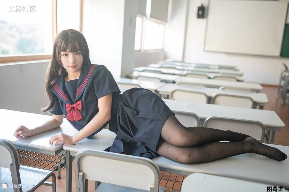 [兔玩映画] 教室里的黑丝JK-光影社区
