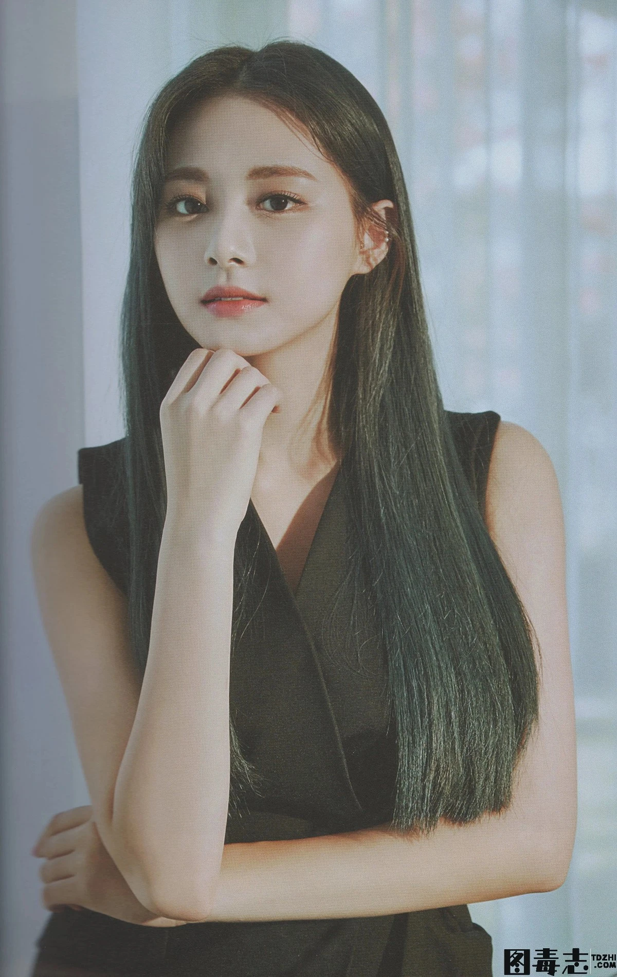 [TWICE 周子瑜] 《YES, I AM TZUYU》第二本写真集-光影社区