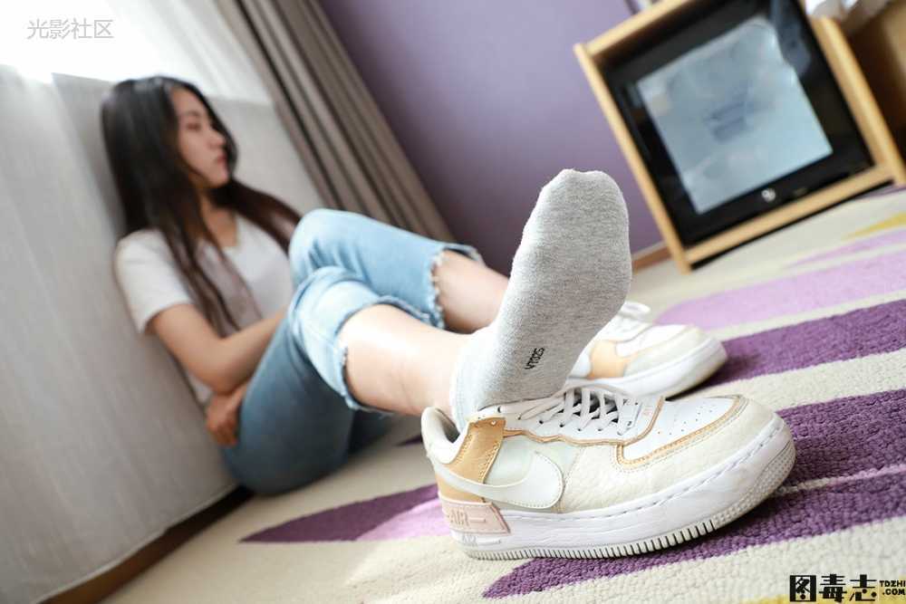 [誉铭传媒]袜足摄影 2021第17期-光影社区