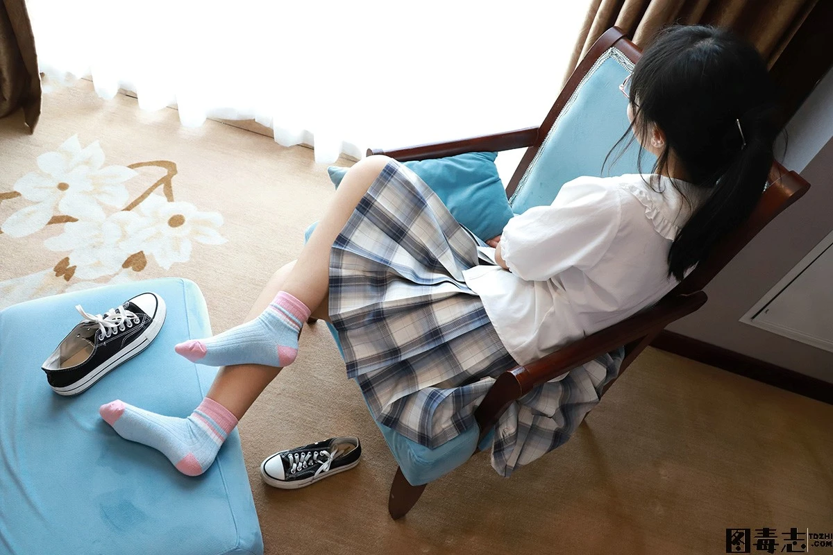 图片[4]-[誉铭传媒] 袜足摄影 2023年第06期作品-光影社区