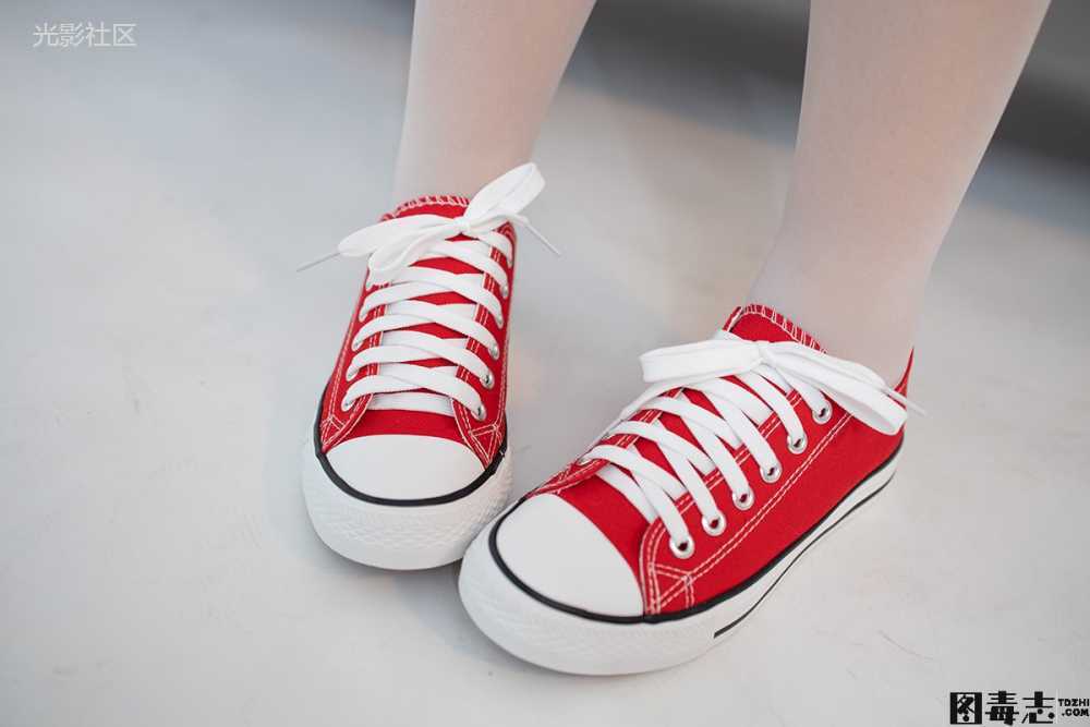 [森萝财团] JKFUN-054 小夜 红布鞋白丝 13D白丝-光影社区