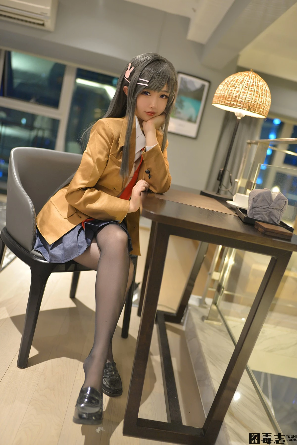 [雪琪SAMA] NO.045 麻衣制服兔女郎-光影社区