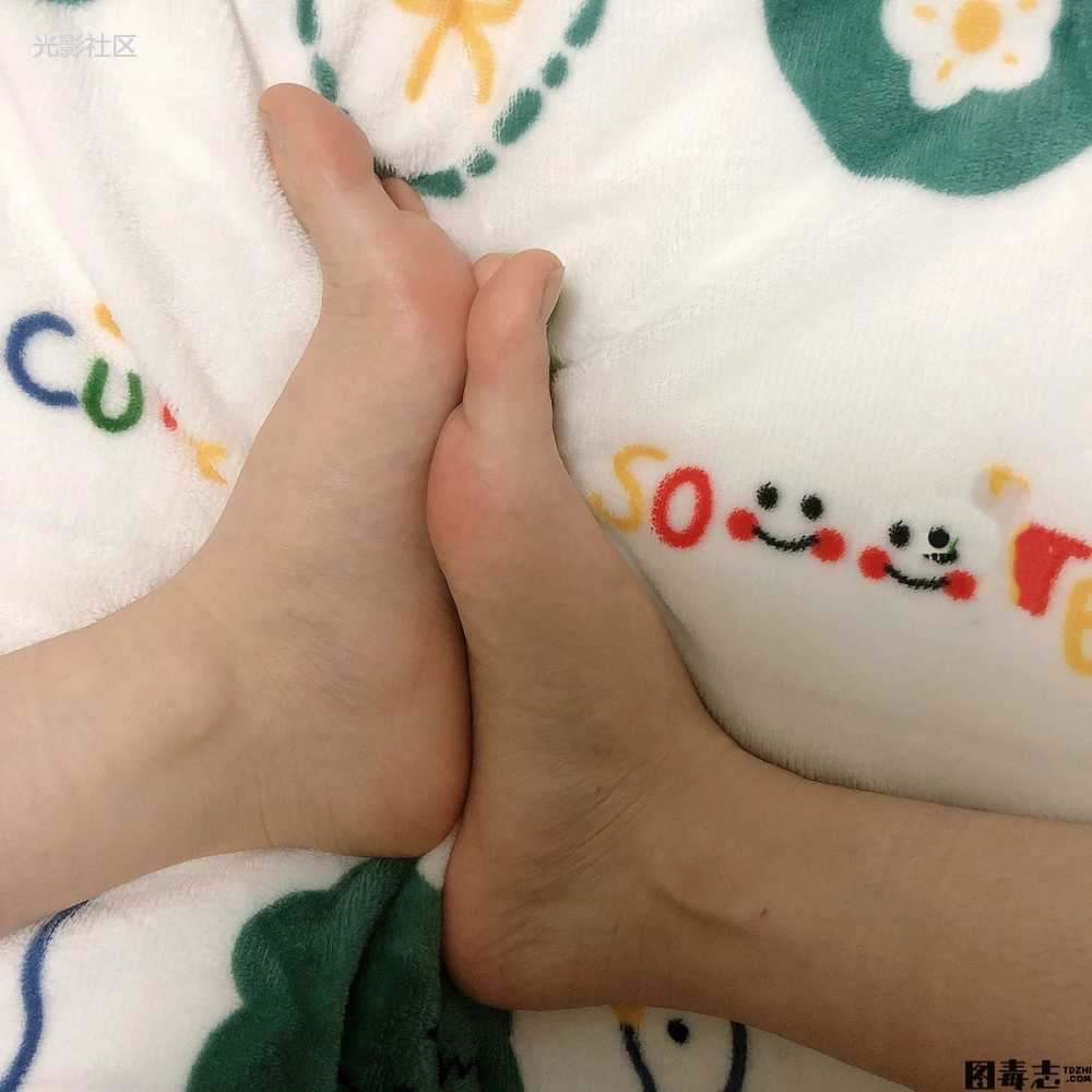 [誉铭传媒]袜足摄影 2021第9期-光影社区