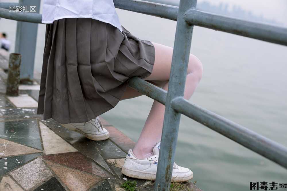 [森萝财团] BETA-014 学生妹的外拍写真-光影社区