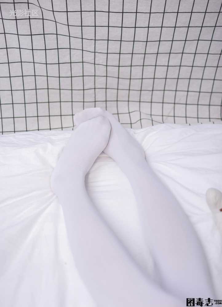 [轻兰映画] VOL.011 游戏少女的白丝-光影社区