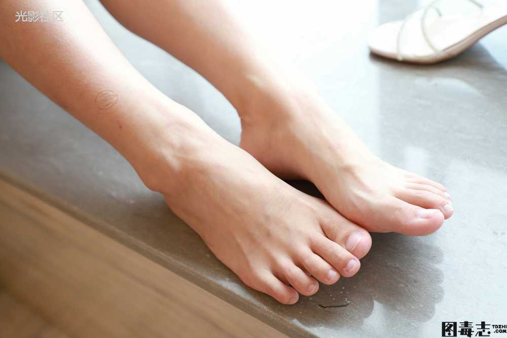 [誉铭传媒]袜足摄影 2021第30期-光影社区