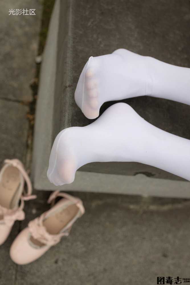 [紧急企划] NO.002 一只喵喵梓 黑丝旗袍秀-光影社区