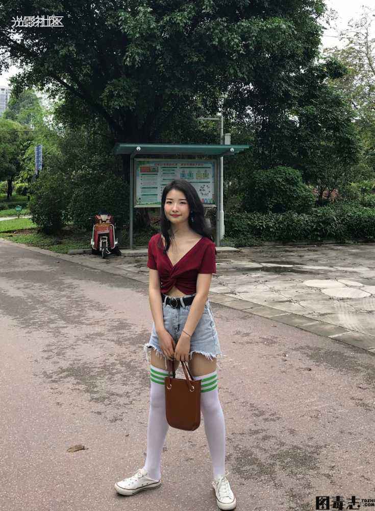 [最爱帆布鞋] 005 牛仔短裤-光影社区