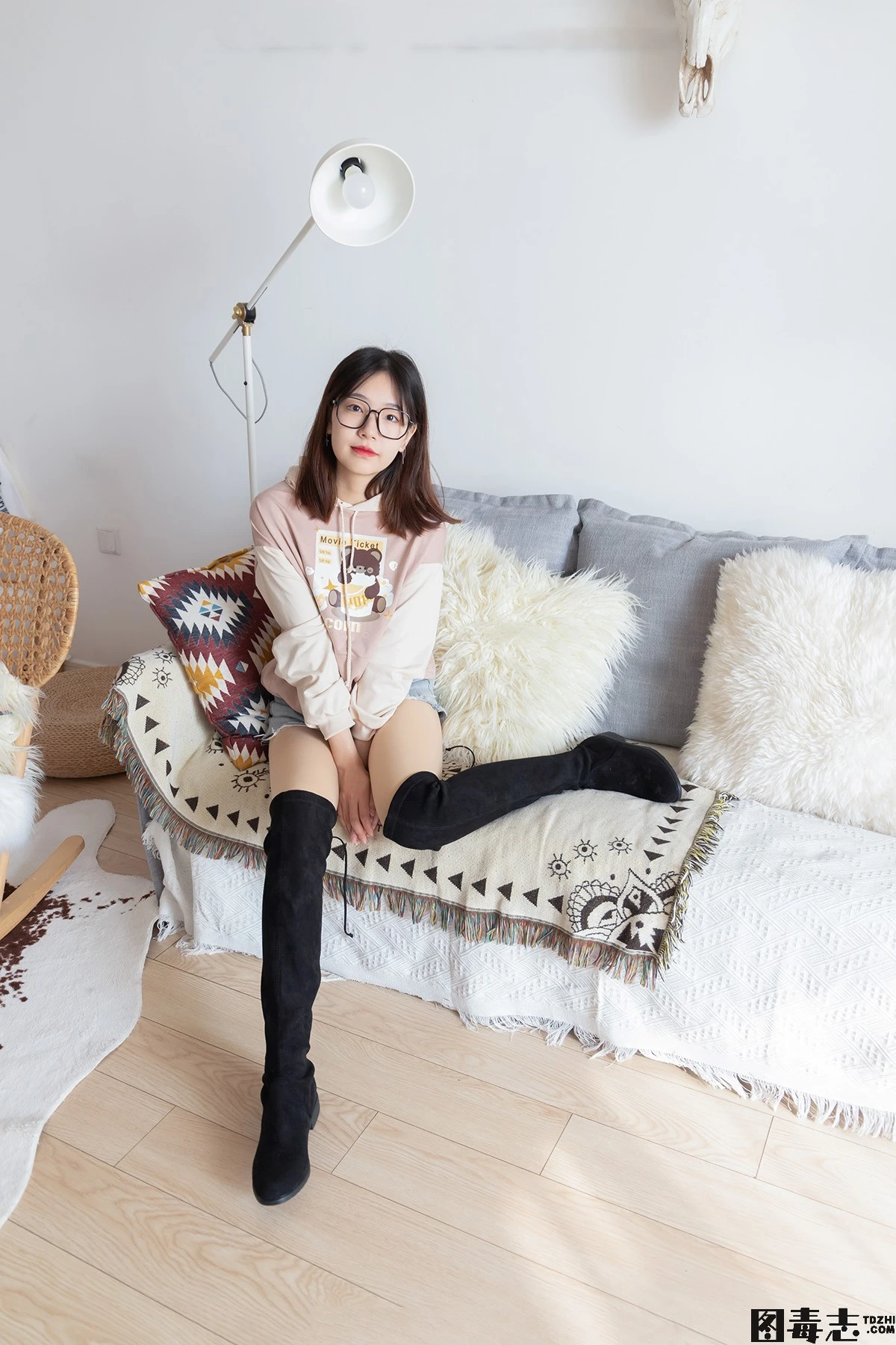 [BoBoSocks袜啵啵] No.218 小甜豆-长靴、厚肉丝-光影社区