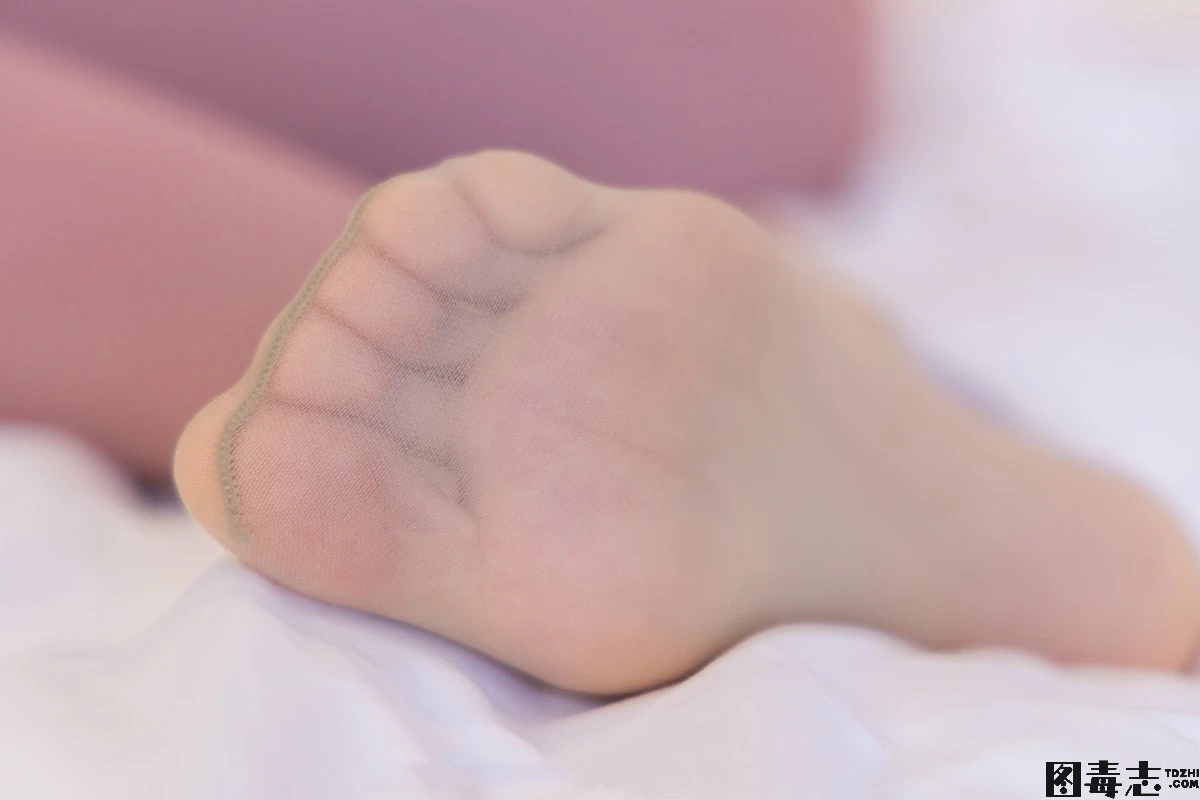 [BoBoSocks袜啵啵] No.140 稚予-高跟鞋、瑜伽裤裤里丝、肉丝、黑丝-光影社区