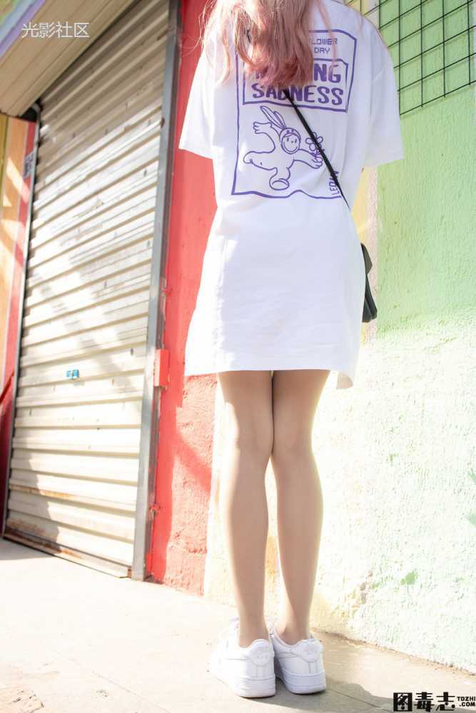 [森萝财团] JKFUN-012 小梓 10D肉丝运动鞋桌下-光影社区