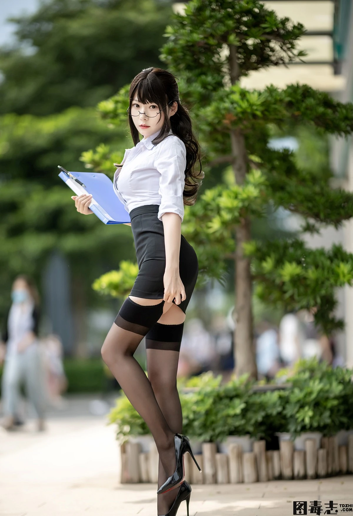 [香草喵露露] 丝袜西装诱惑-光影社区