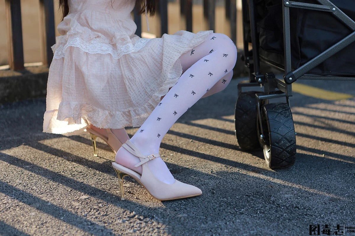 [IESS异思趣向] 模特：团团《长腿推车》-光影社区