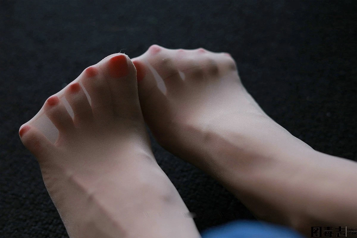 [IESS异思趣向] 模特：美子《美背库里丝》-光影社区