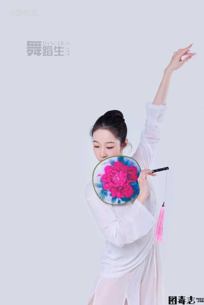 [GALLI嘉丽]舞蹈生日记 – 085 景思佳-光影社区