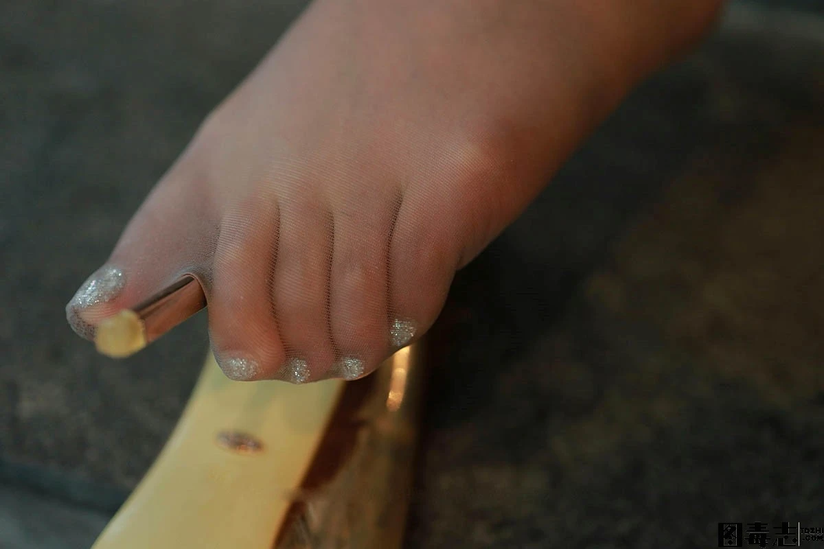 [IESS异思趣向] 模特：秋秋《淡黄的长裙》-光影社区