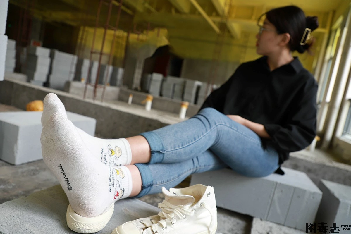 [誉铭传媒]袜足摄影 第十二期挠脚作品-光影社区