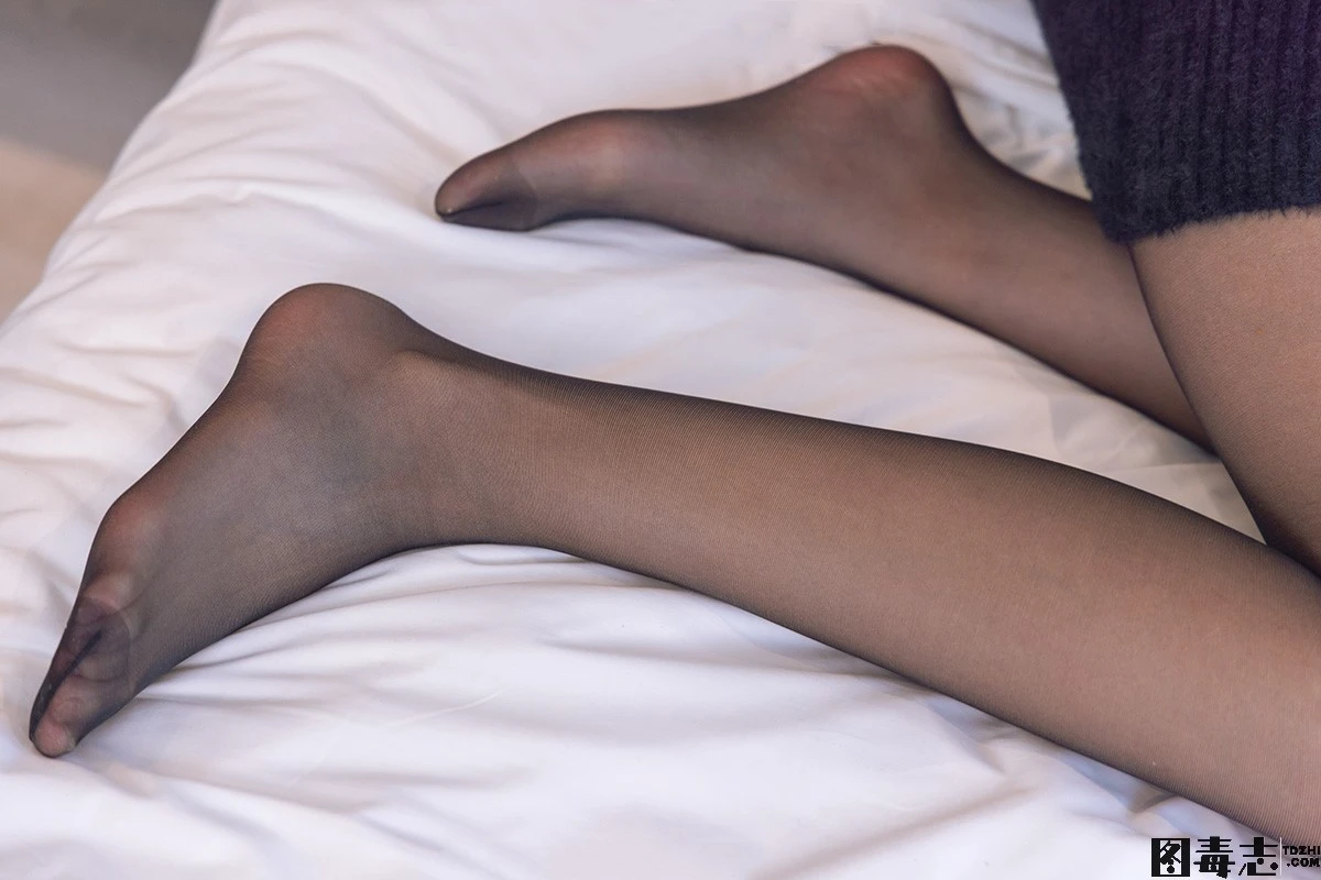 [BoBoSocks袜啵啵] No.194 小甜豆-高跟长靴、凉鞋、黑丝、裸足-光影社区