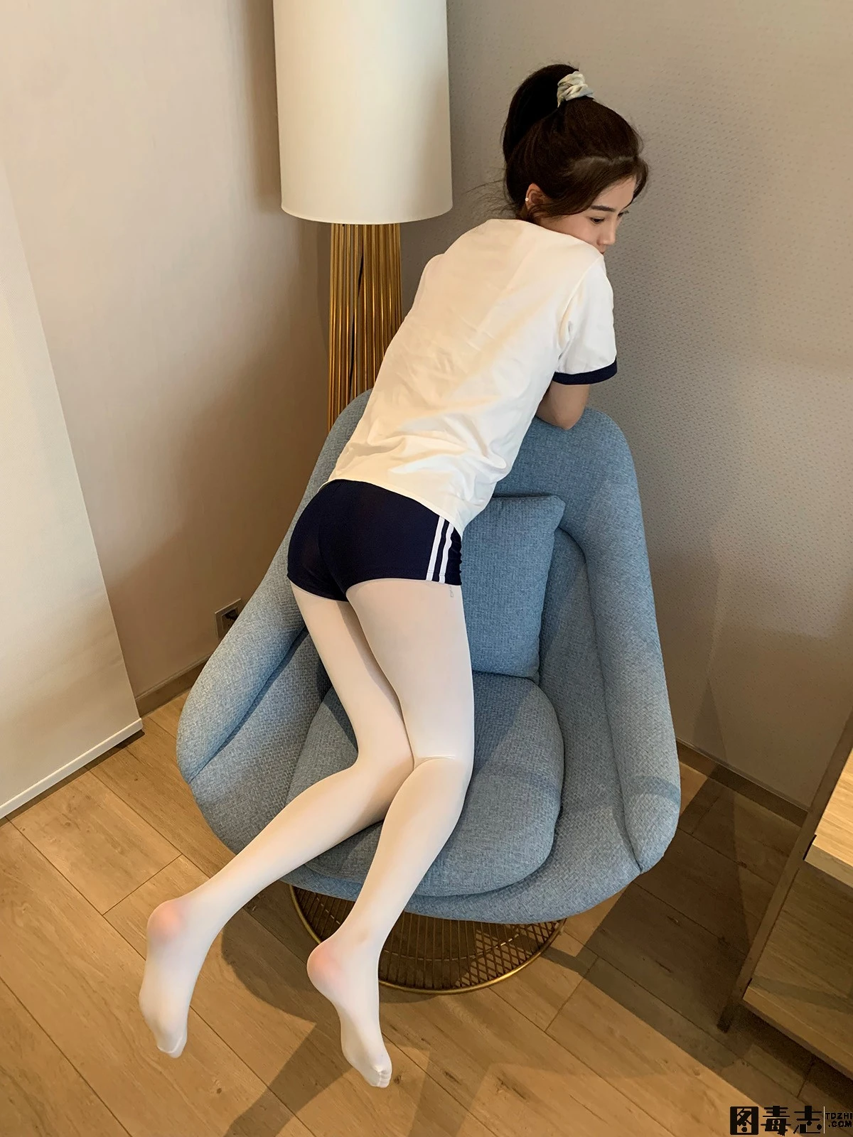 [誉铭传媒] 袜足摄影 2022.12月份整合福利-光影社区