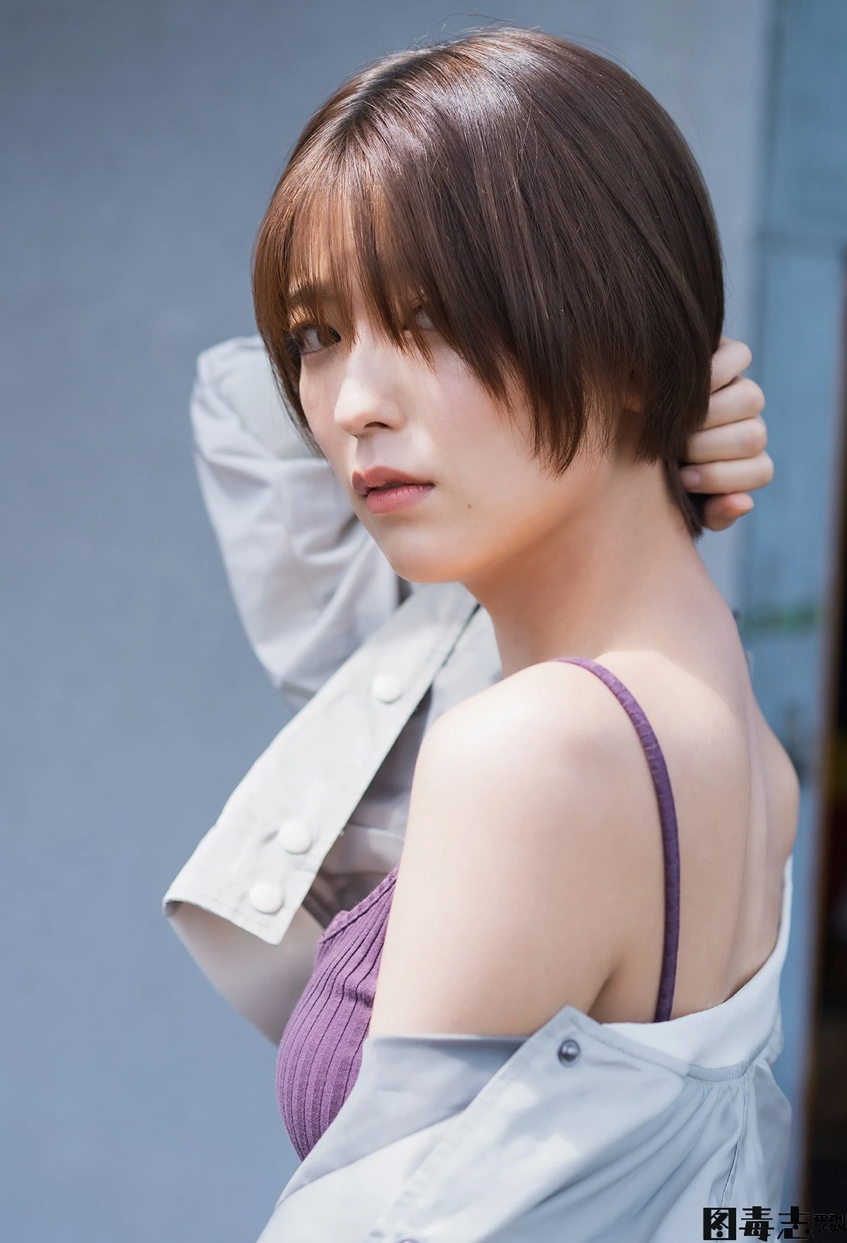 [工藤新伍] 明日方舟 安洁莉娜 夏卉泳装-光影社区