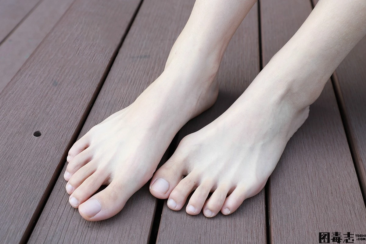 [誉铭传媒] 袜足摄影 2021.03.19 私人定制作品-光影社区