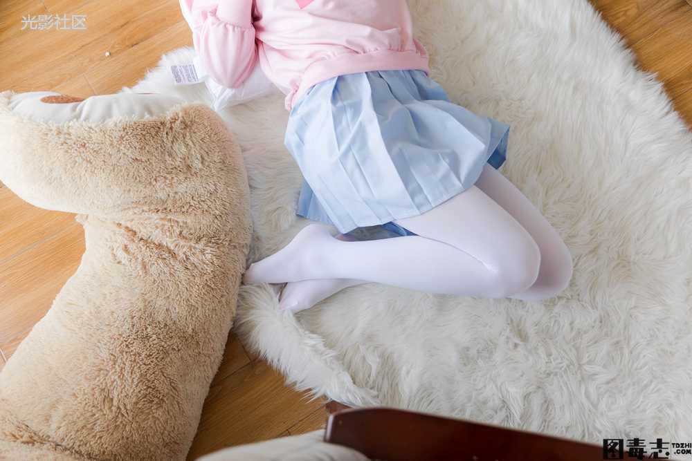 [喵写真] PR15-009 白丝少女居家写真-光影社区