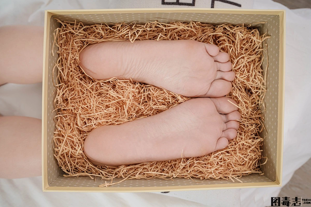 [Limerence原创] No.072 素人Una 可口啾C脚脚蛋糕-光影社区