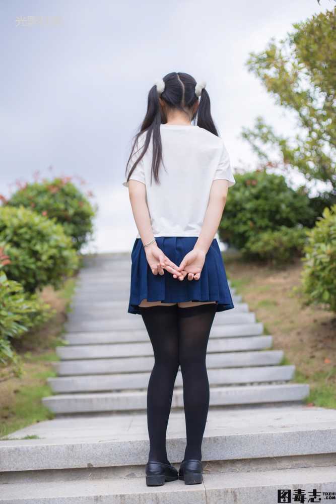 [轻兰映画] SPL.005 半度度度喵 少女的黑白丝-光影社区