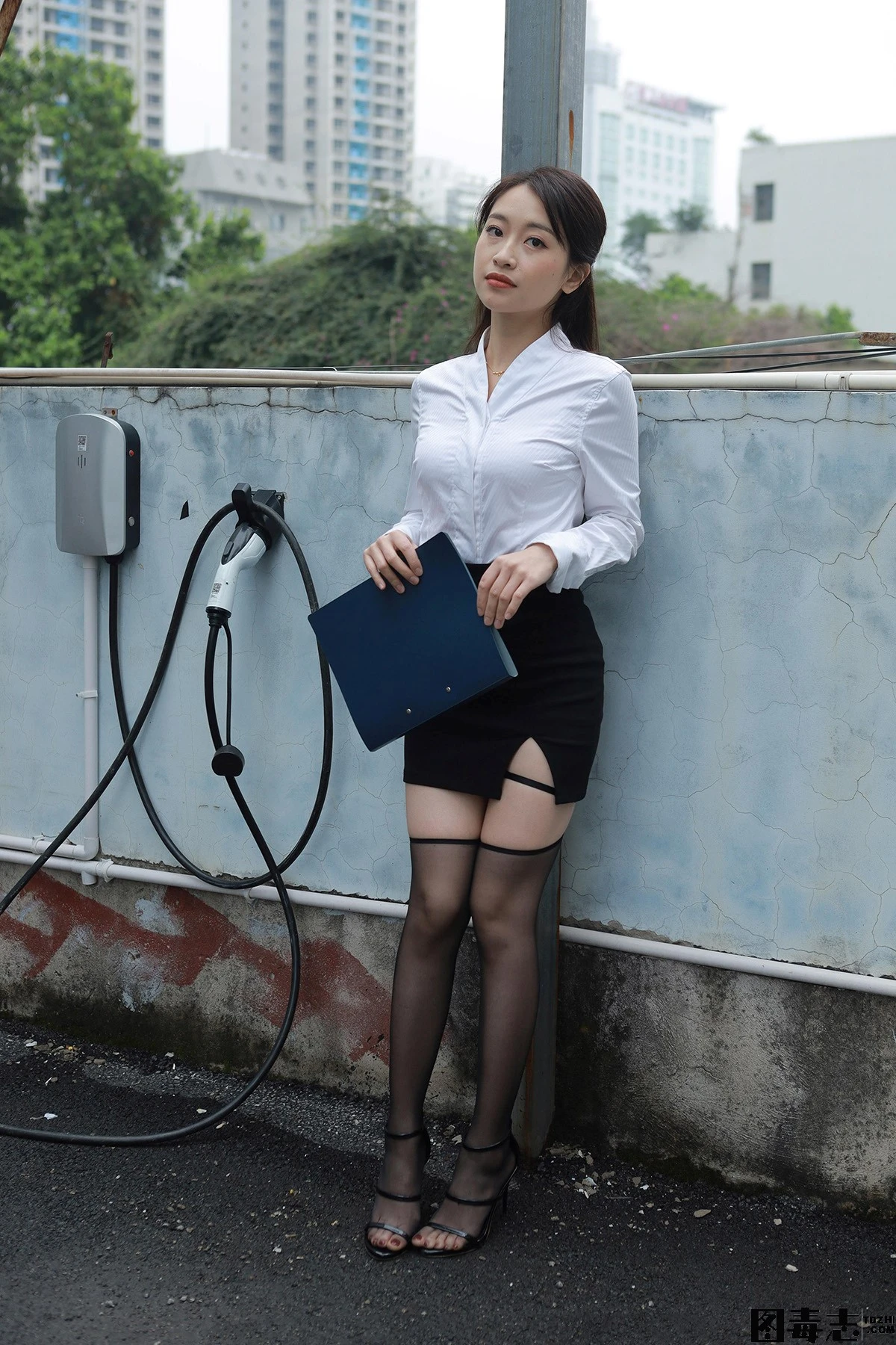 图片[2]-[IESS异思趣向] 模特：小婕《老板 来啦～》-光影社区