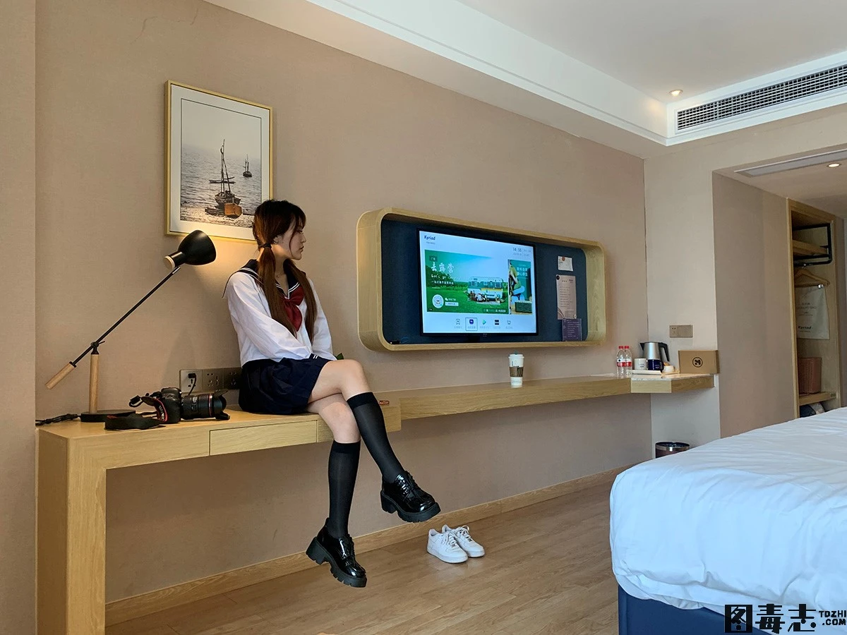 [誉铭传媒] 袜足摄影 2022.7月份整合福利-光影社区